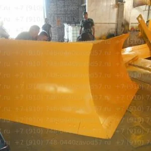 Клиновидный отвал К-744, ширина 3,5 м