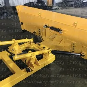 Бульдозерный отвал К-700 с гидроперекосом, ширина 3,6 м