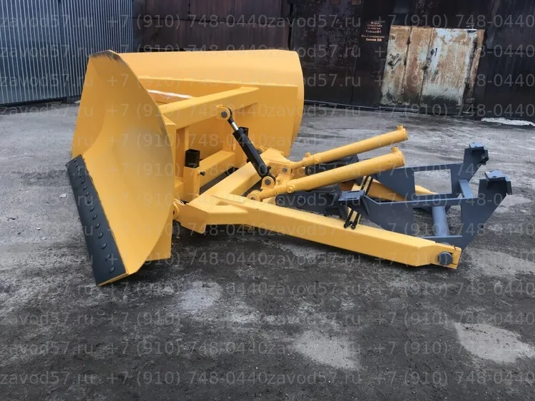 Клиновидный отвал для трактора К-525